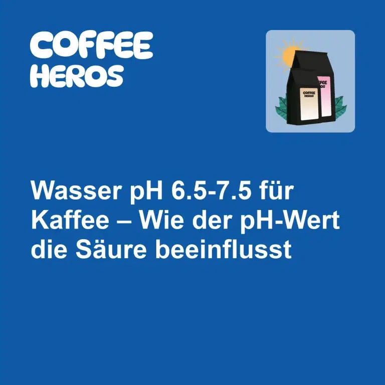 pH-Messgerät in Glas mit Wasser neben frisch gebrühtem Filterkaffee zur Kontrolle des optimalen pH-Werts